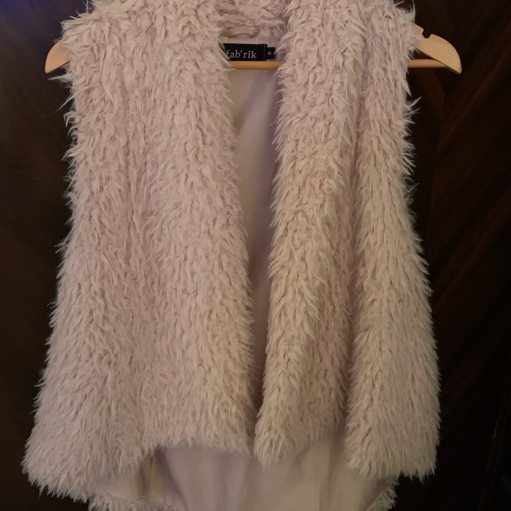 Fur vest